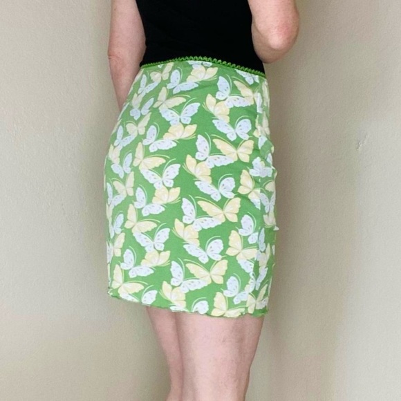 Urban Outfitters Retro Y2K Green Bodycon Butterfly Mini Skirt - Picture 4 of 8